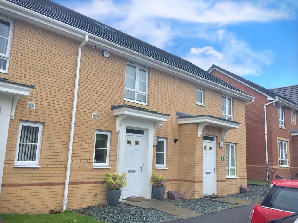 Clarence Square, Clydebank, West Dunbartonshire 2 bed terraced house