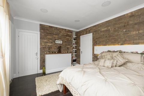 6 Auldhill Crescent, Bridgend, Linlithgow, EH49 6NX