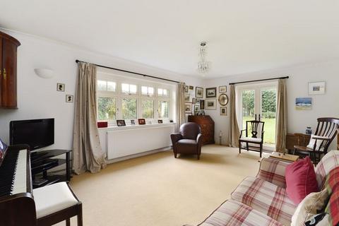 Bankside Cox Green, Rudgwick, Horsham, RH12 3DD