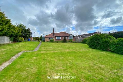 Dyoll House Ffordd Ffynnon, Dyserth, Rhyl, LL18 6HH