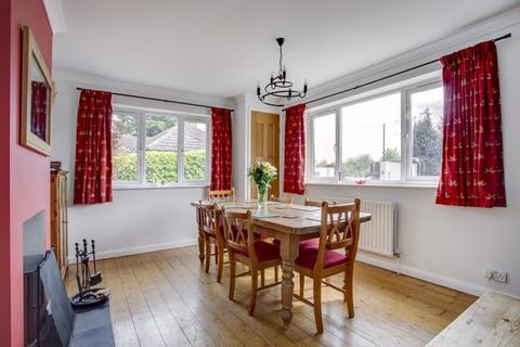 Holly Cottage Crown Lane, Farnham Royal, Slough, SL2 3SF