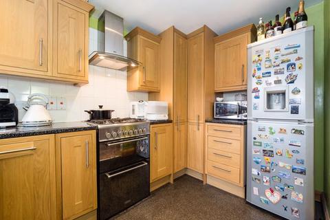 13 Glenton Close, Romford, RM1 4AN