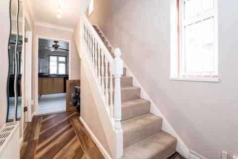 26 Colne Drive, Romford, RM3 9JX
