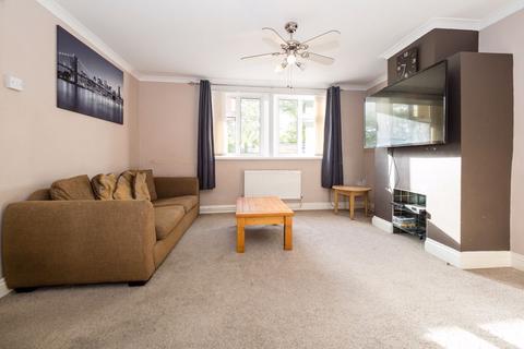 26 Colne Drive, Romford, RM3 9JX