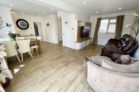 152 Jeans Way, Dunstable, LU5 4PP