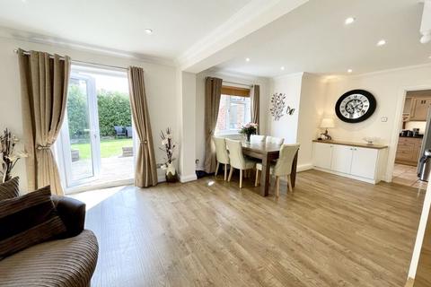 152 Jeans Way, Dunstable, LU5 4PP