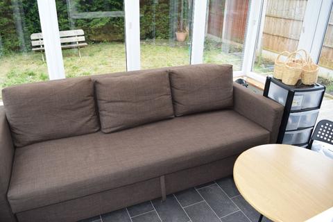 1 Damian Close, Smethwick, B67 7EU