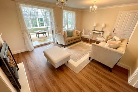 2 Foxfield Way, Northampton, NN4 5BE