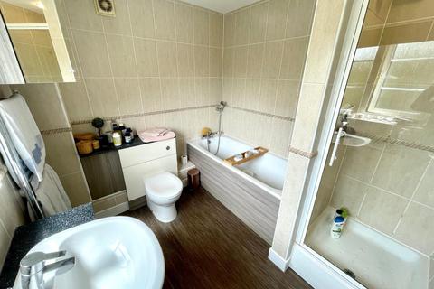 2 Foxfield Way, Northampton, NN4 5BE