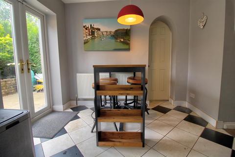 88 Beechen Drive, Bristol, BS16 4BX