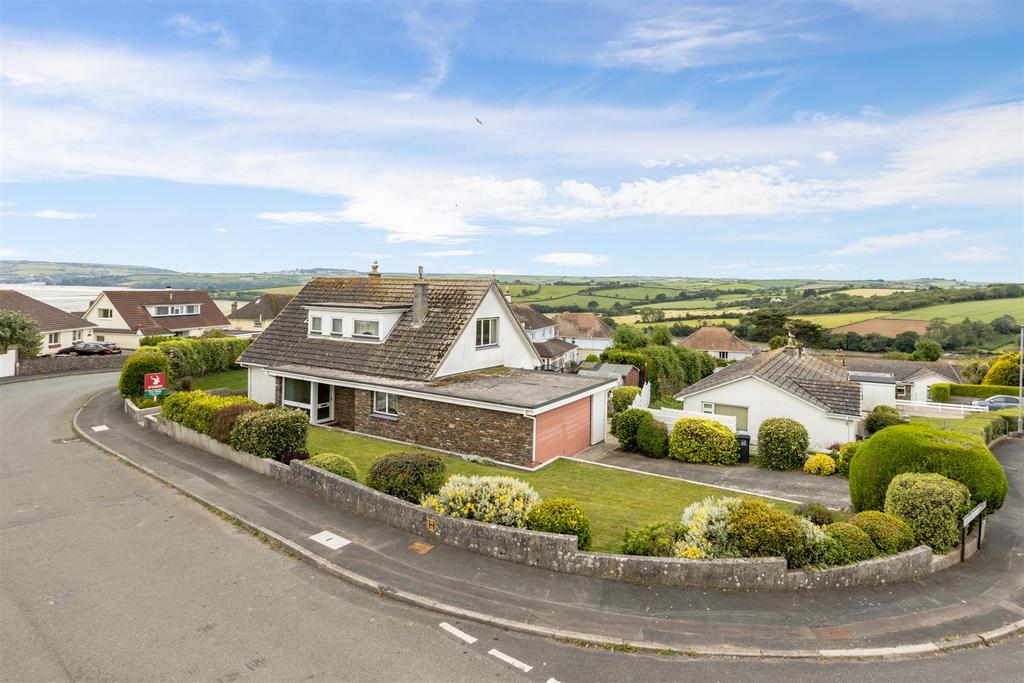 Higher Warren Road, Kingsbridge 3 bed detached house £695,000