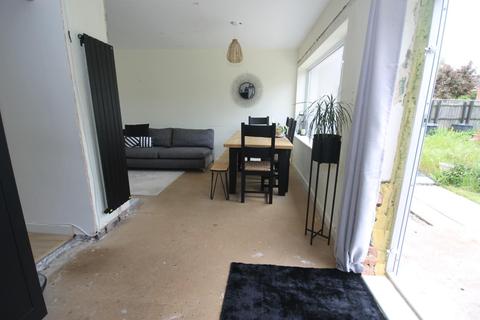 62 Connaught Road, Nunthorpe, Middlesbrough, TS7 0BX