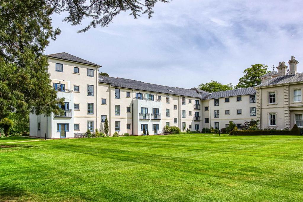 18 New Wing, Wergs Hall, Tettenhall, Wolverhampton, WV8 2 bed apartment