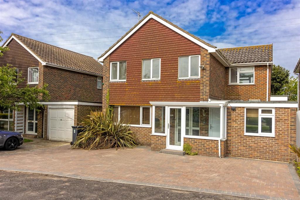 Priory Close, Sompting, Lancing 4 bed house £450,000