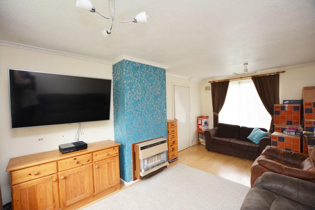 Orion Way, Willesborough, Ashford 3 bed semidetached house £240,000