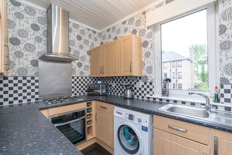 19/1 Loganlea Drive, Edinburgh, EH7 6LS