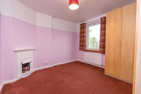 19/1 Loganlea Drive, Edinburgh, EH7 6LS