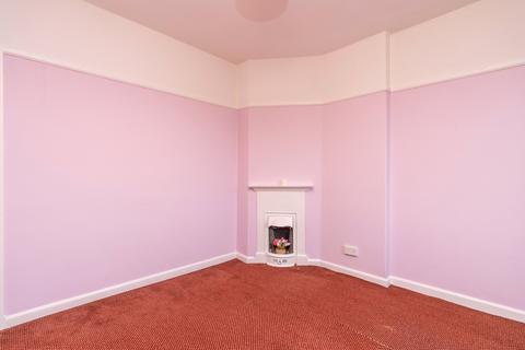 19/1 Loganlea Drive, Edinburgh, EH7 6LS