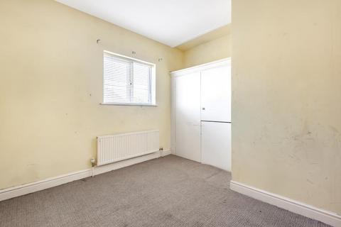 undefined, Lee Road,  Aylesbury,  HP21