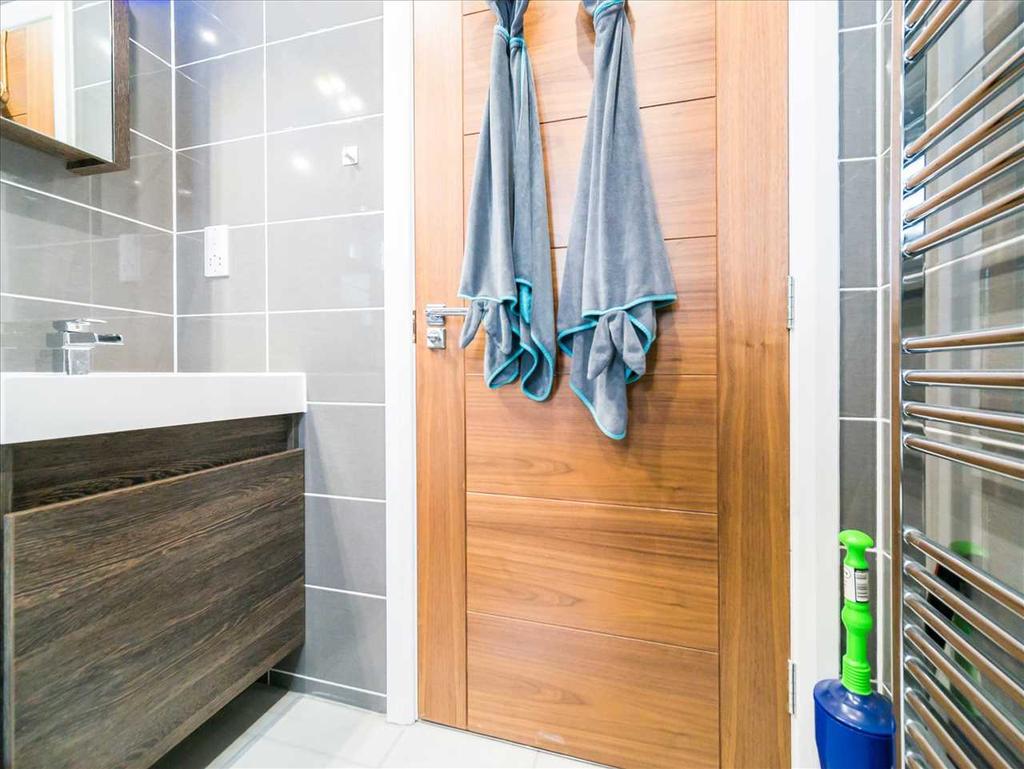 Bathroom (2)