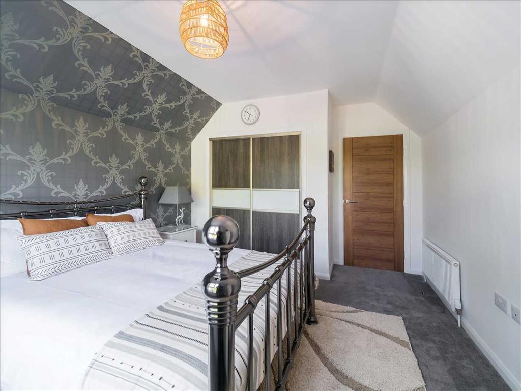 Bedroom Three (2)