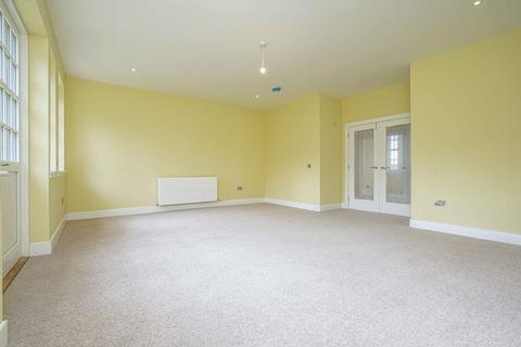 Castlepark Castleton Road, Auchterarder, PH3 1AG