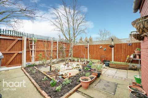 15 Boydin Close, Witham, CM8 1PD