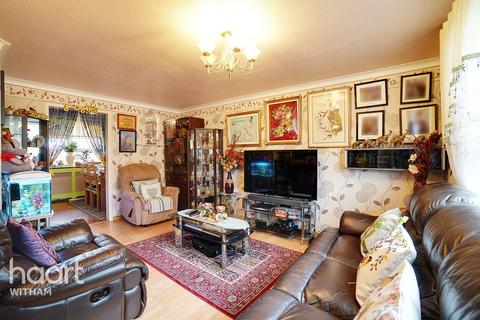 15 Boydin Close, Witham, CM8 1PD