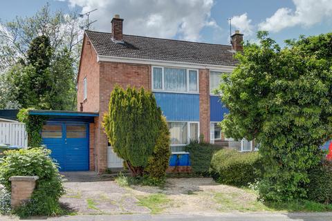 14 Knottesford Close, Studley, B80 7RL