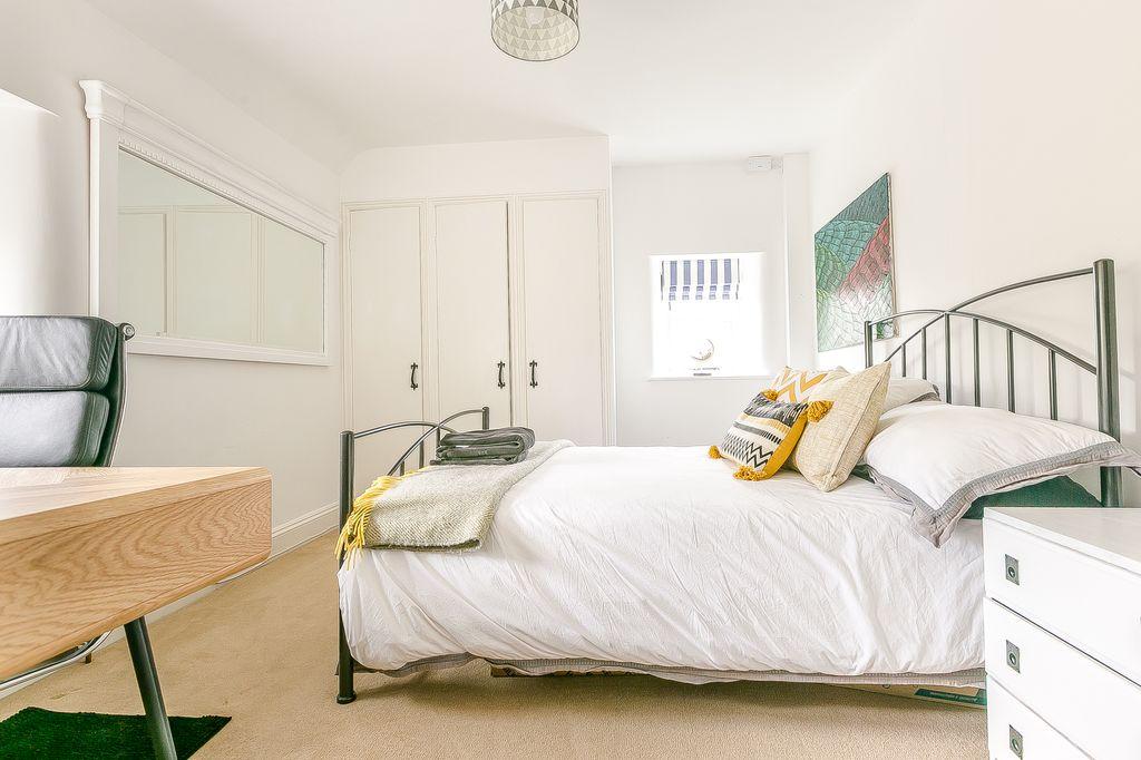 Bedroom 3 (Double)