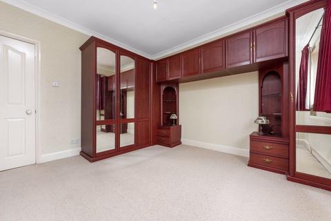 83 Birkbeck Road, Sidcup, DA14 4DJ
