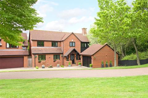 77 Linceslade Grove, Loughton, Milton Keynes, MK5 8AD