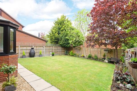 77 Linceslade Grove, Loughton, Milton Keynes, MK5 8AD
