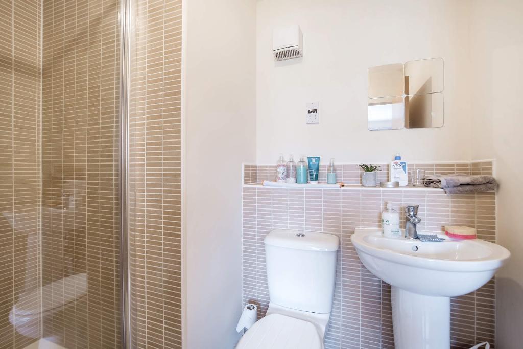 Ensuite Shower Room