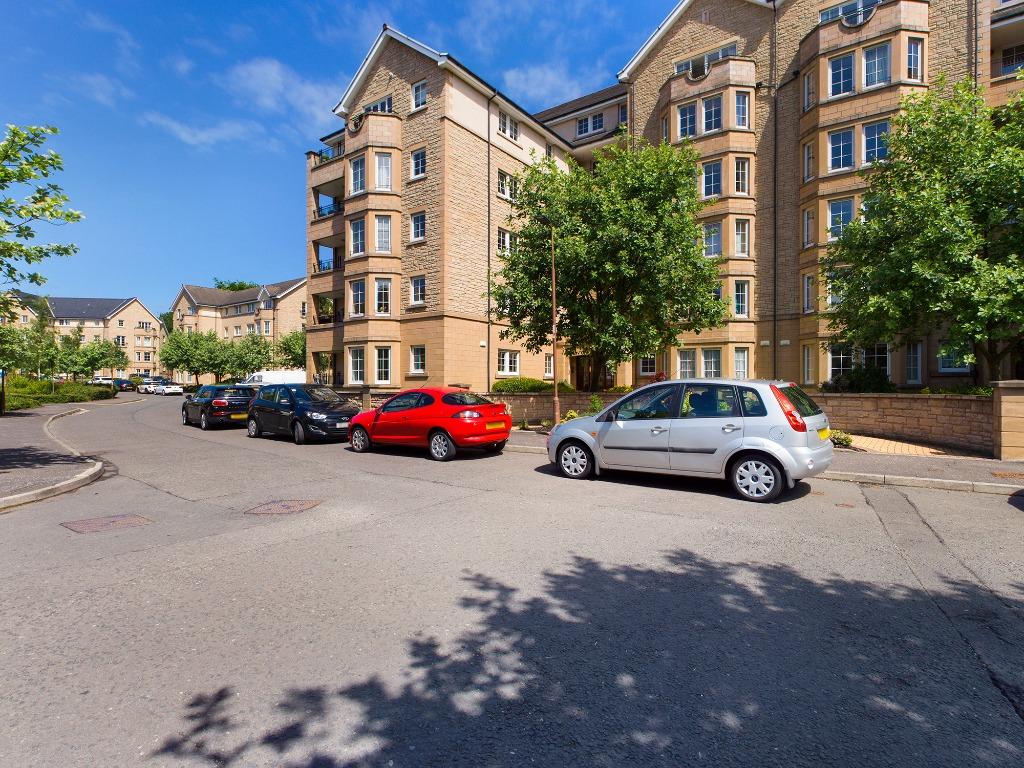 Roseburn Maltings, Roseburn, Edinburgh, EH12 3 bed penthouse £385,000