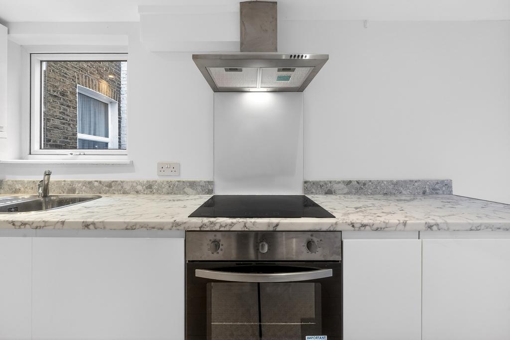 Kitchen/Reception