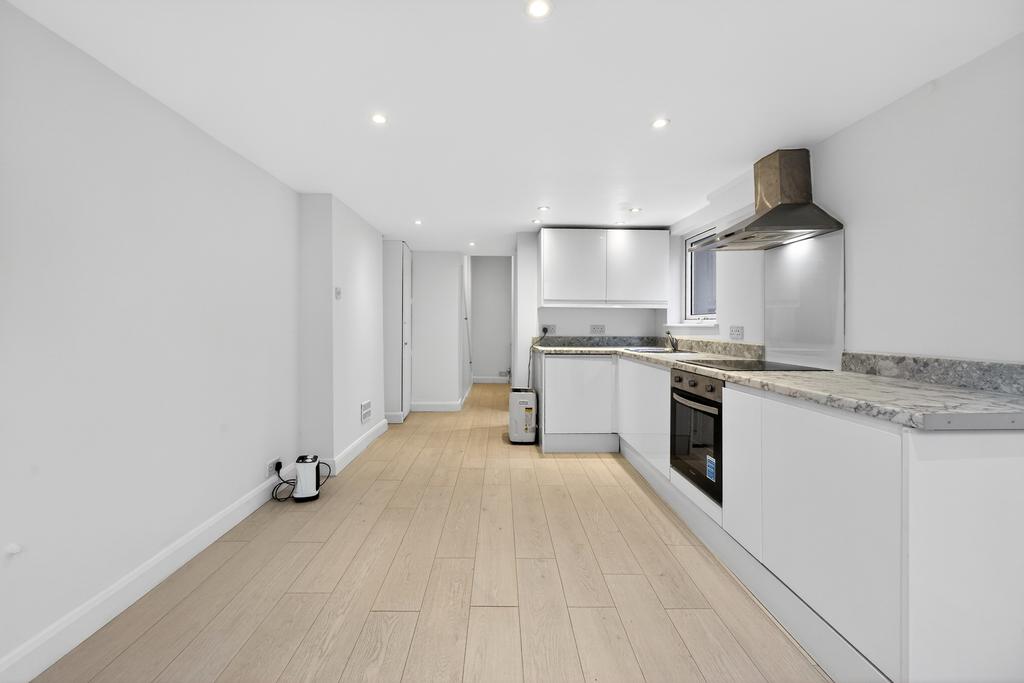 Kitchen/Reception