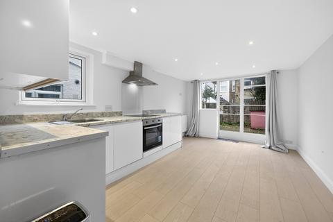1 bedroom apartment to rent, Dorchester Grove, London, W4