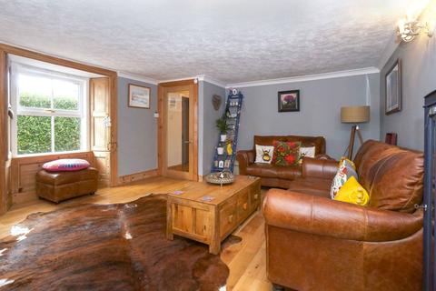 Ivy Cottage Kenmore Street, Aberfeldy, PH15 2BL