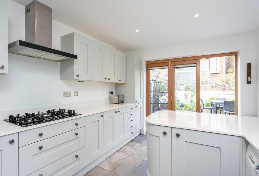 Pellatt Road, East Dulwich, London, SE22 5 bed semidetached house £