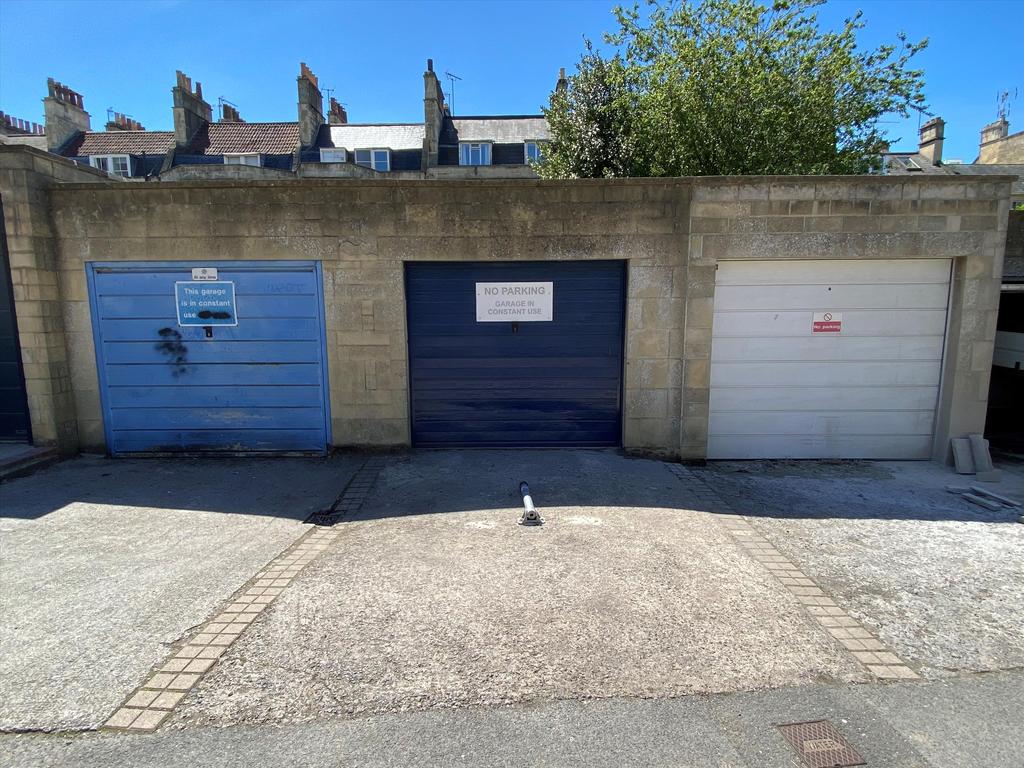 Julian Road, Bath, BA1 Garage £110,000
