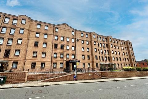 2 bedroom flat to rent, West Graham Street, Garnethill, Glasgow, G4