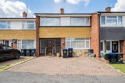 36 Savay Close, Denham, Uxbridge, UB9 5NQ