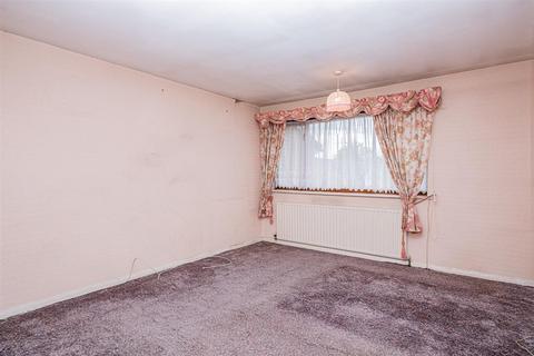 36 Savay Close, Denham, Uxbridge, UB9 5NQ