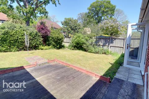 3 Arbour Way, Colchester, CO4 9BD