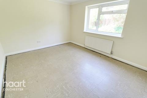 3 Arbour Way, Colchester, CO4 9BD