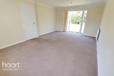 3 Arbour Way, Colchester, CO4 9BD