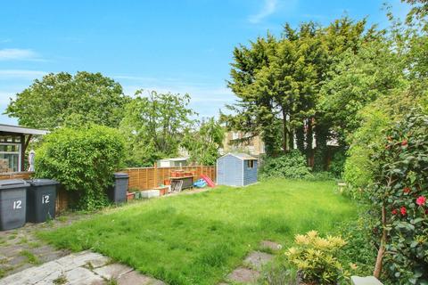 12 Ramsden Road, London, N11 3JE
