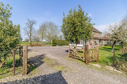 3 bedroom equestrian property for sale, The Green, Redgrave, Diss