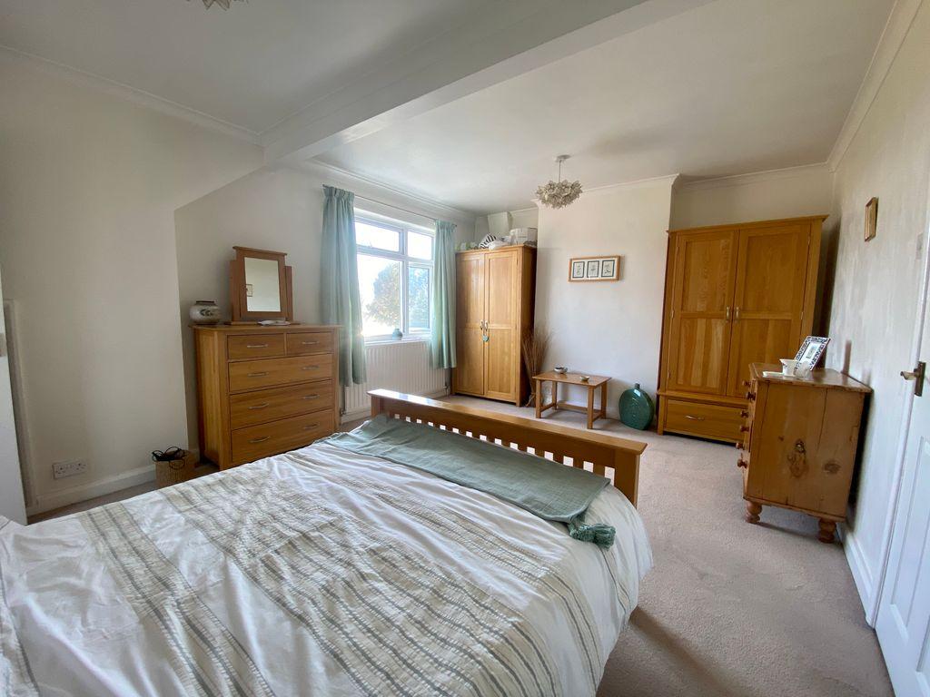 Bedroom 1 (Double)